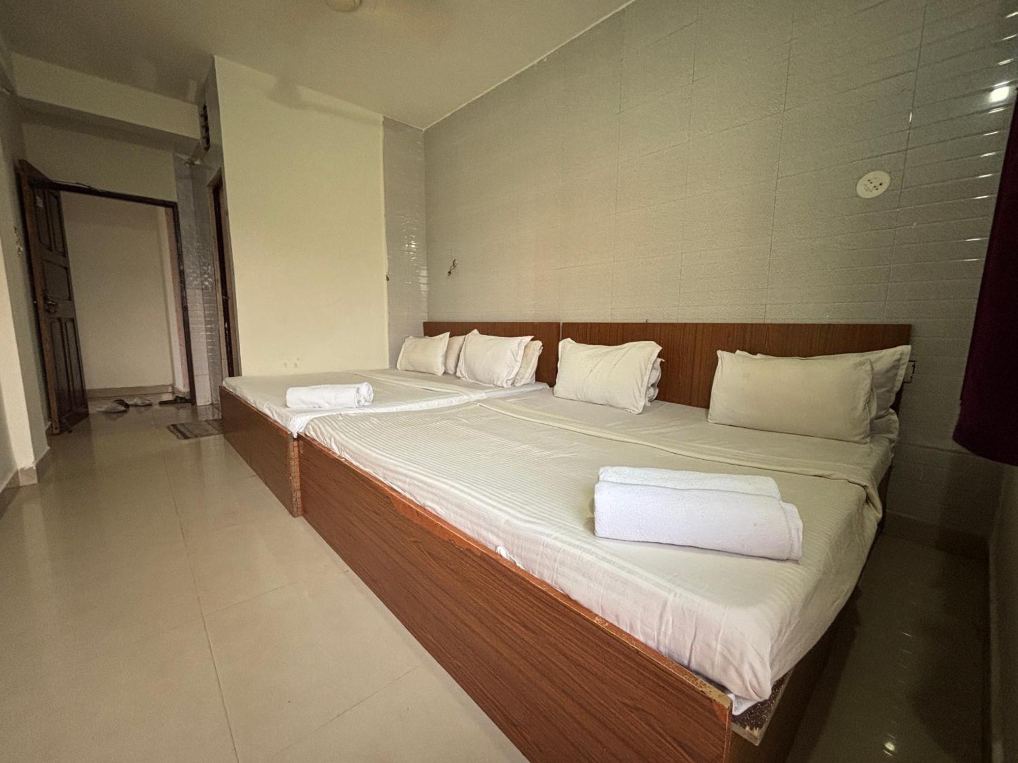 Mehar Rooms Бага Екстериор снимка